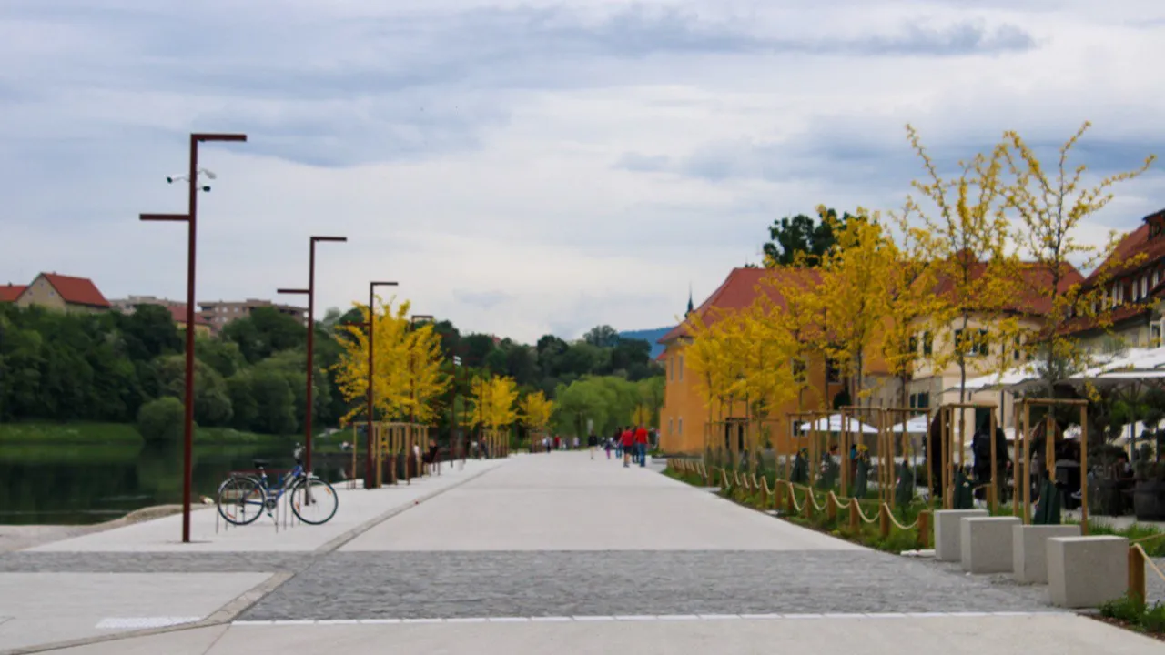 Na severovzhodu države čez vikend oblačno, drugod bo sončno in topleje