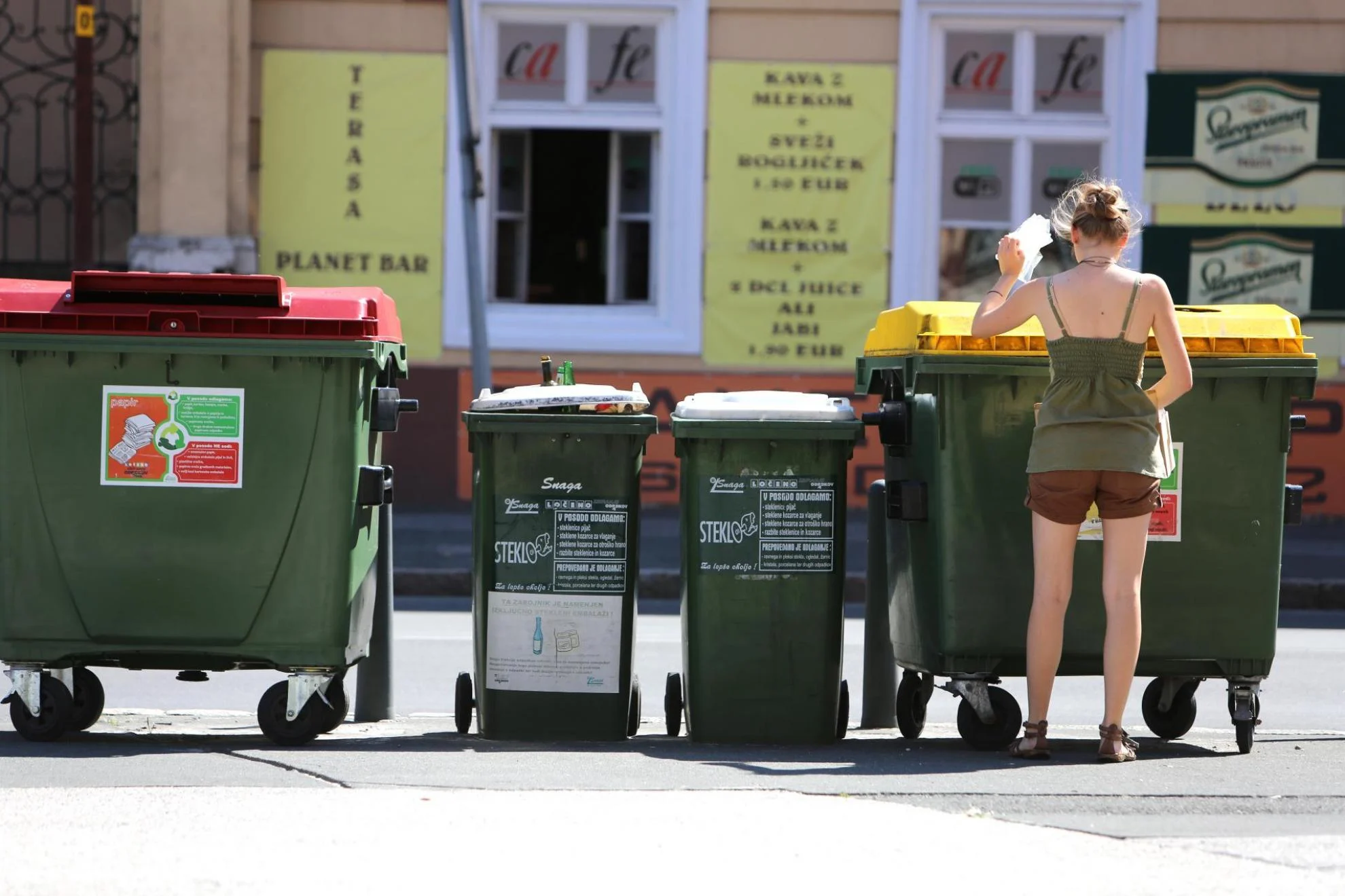 V Mariboru in okolici zbirajo nevarne odpade, preverite kje jih lahko oddate
