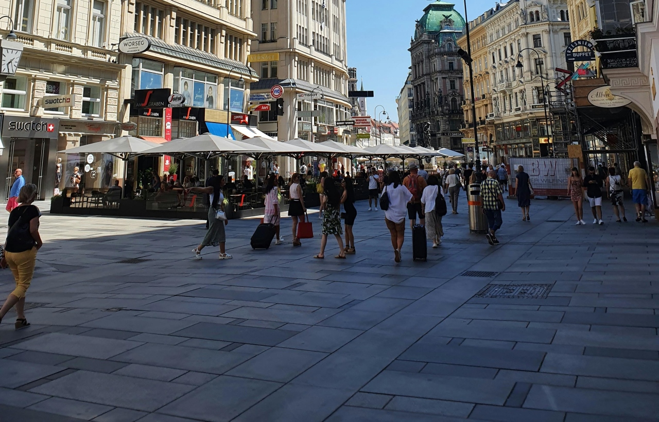 Evrovizija odprla debato: Bodo ob nedeljah ponovno odprte trgovine?