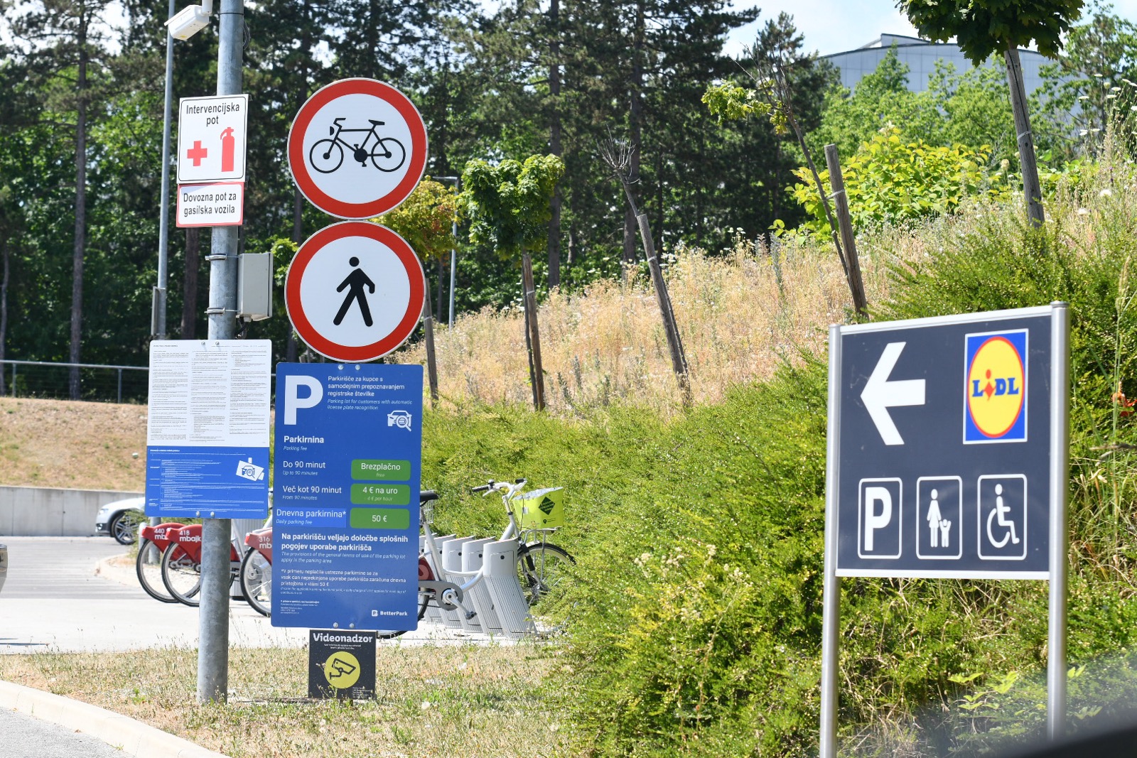 Ste le na hitro skočili v Lidl? V nabiralniku vas lahko kmalu pričaka kazen za 50 evrov