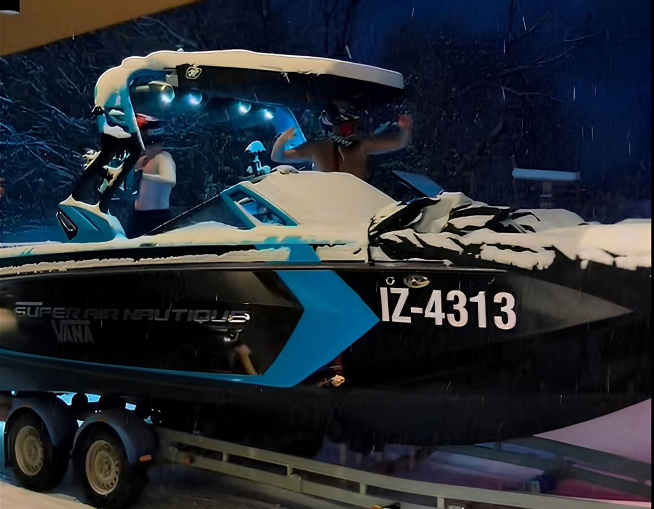 Nočejo niti slišati o zimi: V okolici Maribora so nekateri še vedno poletno razpoloženi