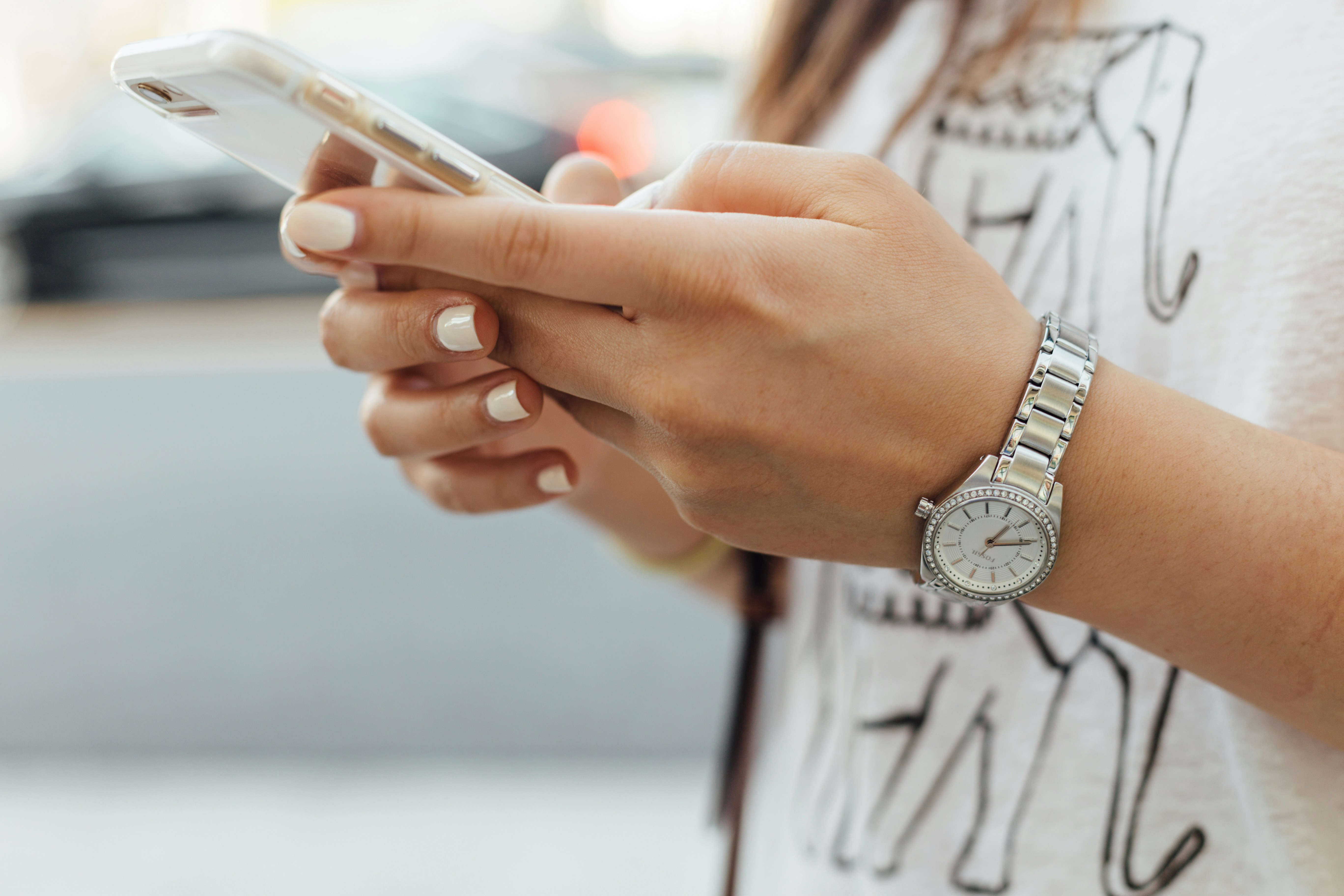 S temi preprostimi triki lahko na mobilnem telefonu podaljšate življenjsko dobo baterije