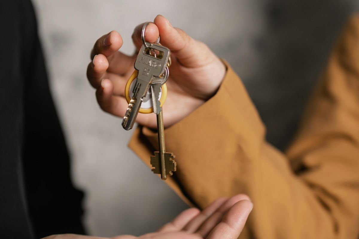 Nočna mora najemodajalcev: Kaj storiti, če najemnik ne plačuje?