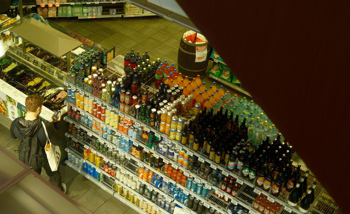 Osnutek zakona bi ukinil Kebrove omejitve alkohola in kajenja: oče zakona zgrožen