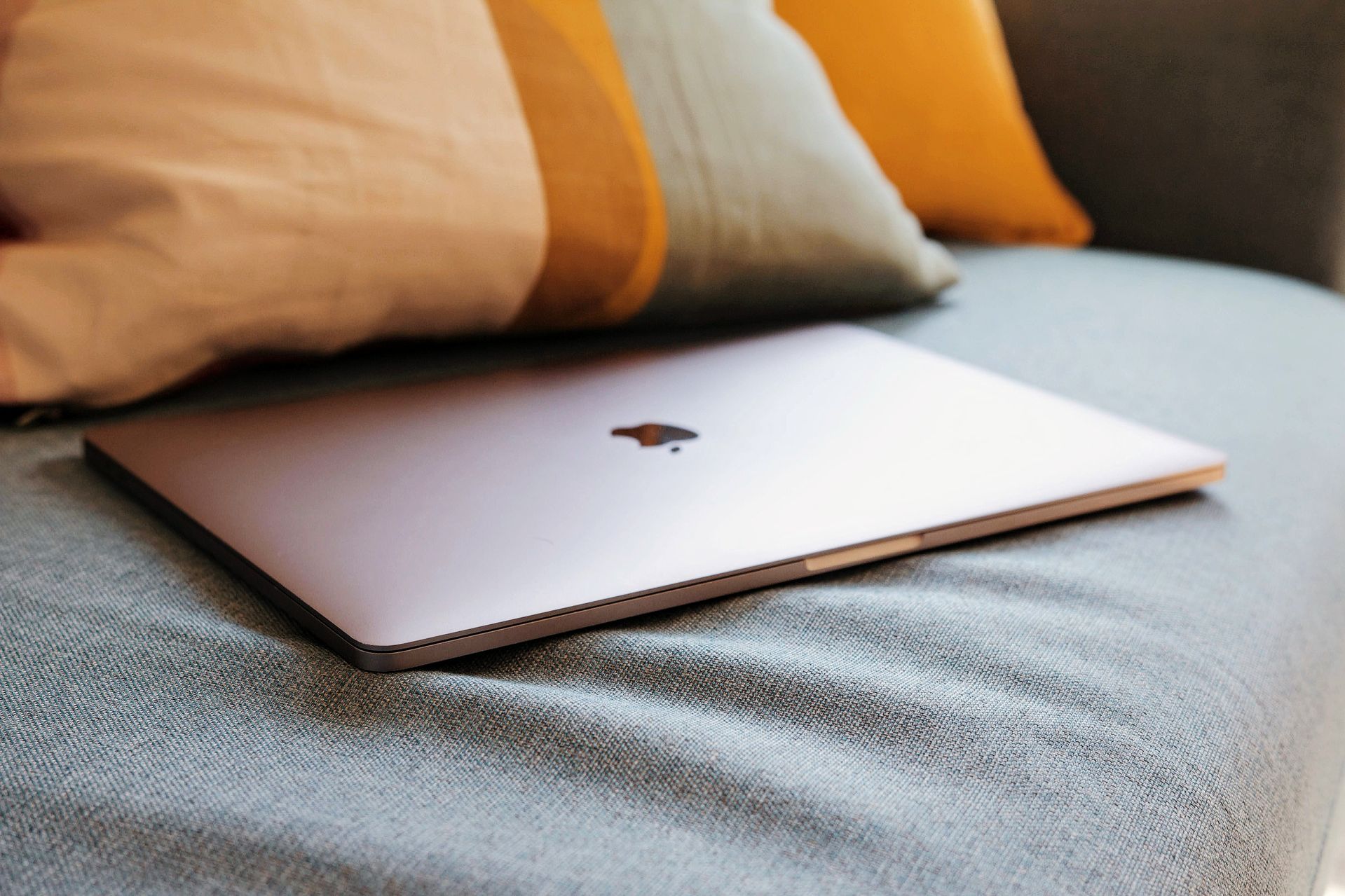 Apple drastično dvignil cene svojih naprav: »Še nikoli nismo bili priča tako velikemu ...«