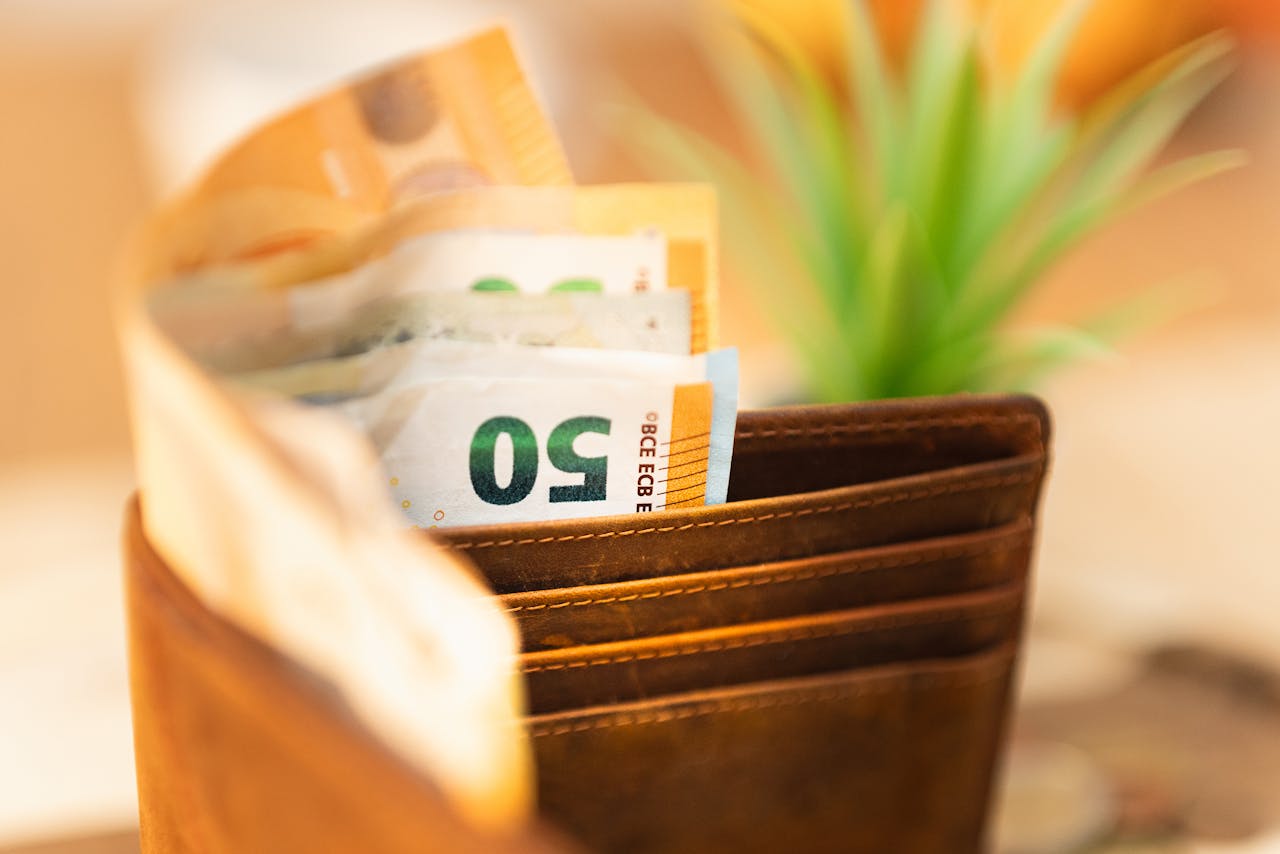 Čez deset dni prihaja pomembno nakazilo, nekateri bodo prejeli do 50 % več kot običajno