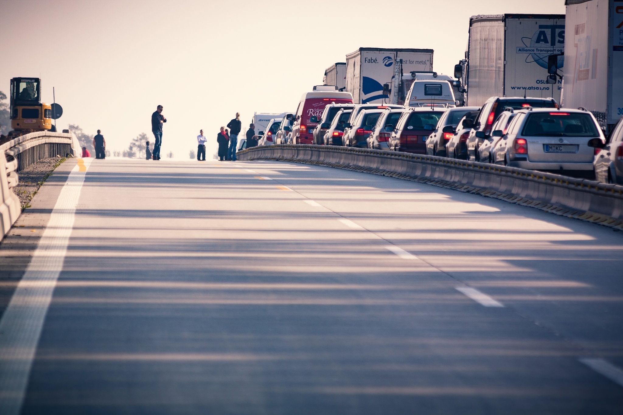 Avtomobili v EU izpustijo povprečno 96,7 grama CO₂ na kilometer