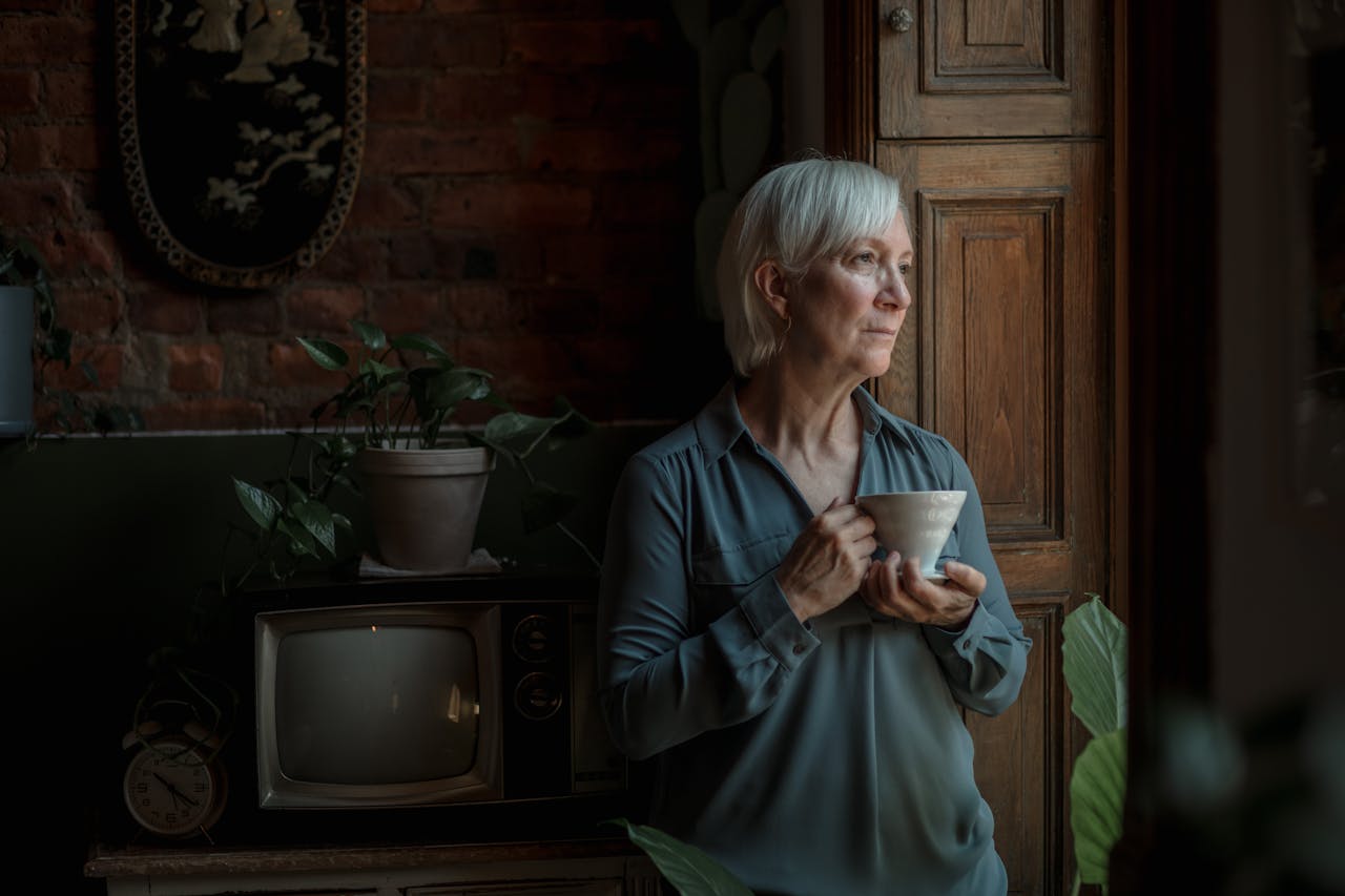 Dve usodni napaki, ki postarata žensko hitreje kot katera koli guba