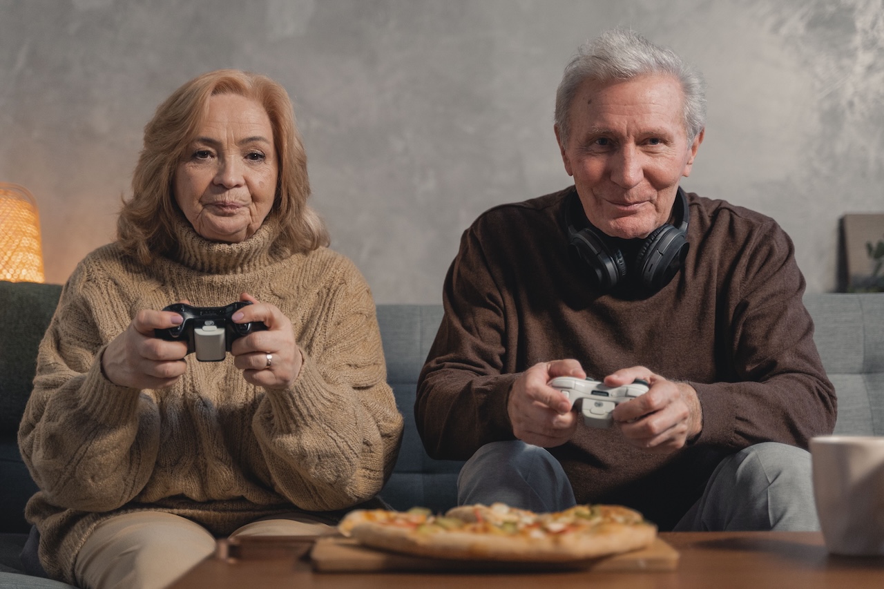 Pri 78 letih postavila svetovni rekord v Fortniteu: Vse se je začelo zaradi vnuka