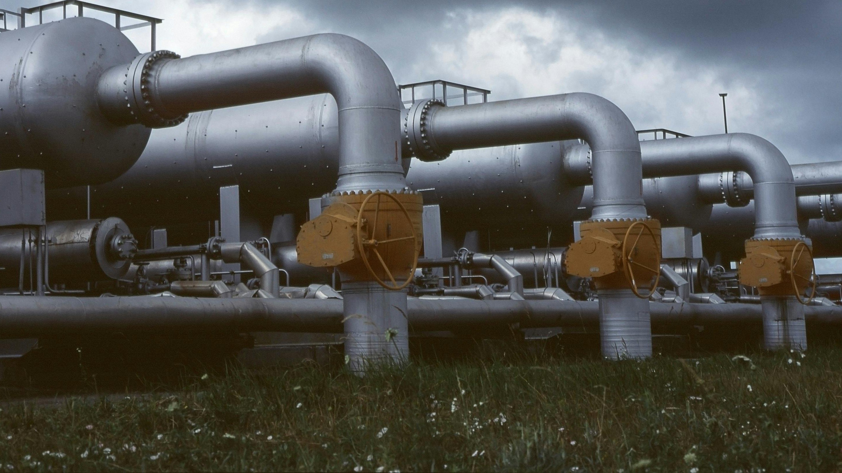 15 kilometrov pred mejo z Madžarsko: Kdo je hotel razstreliti ključen plinovod?