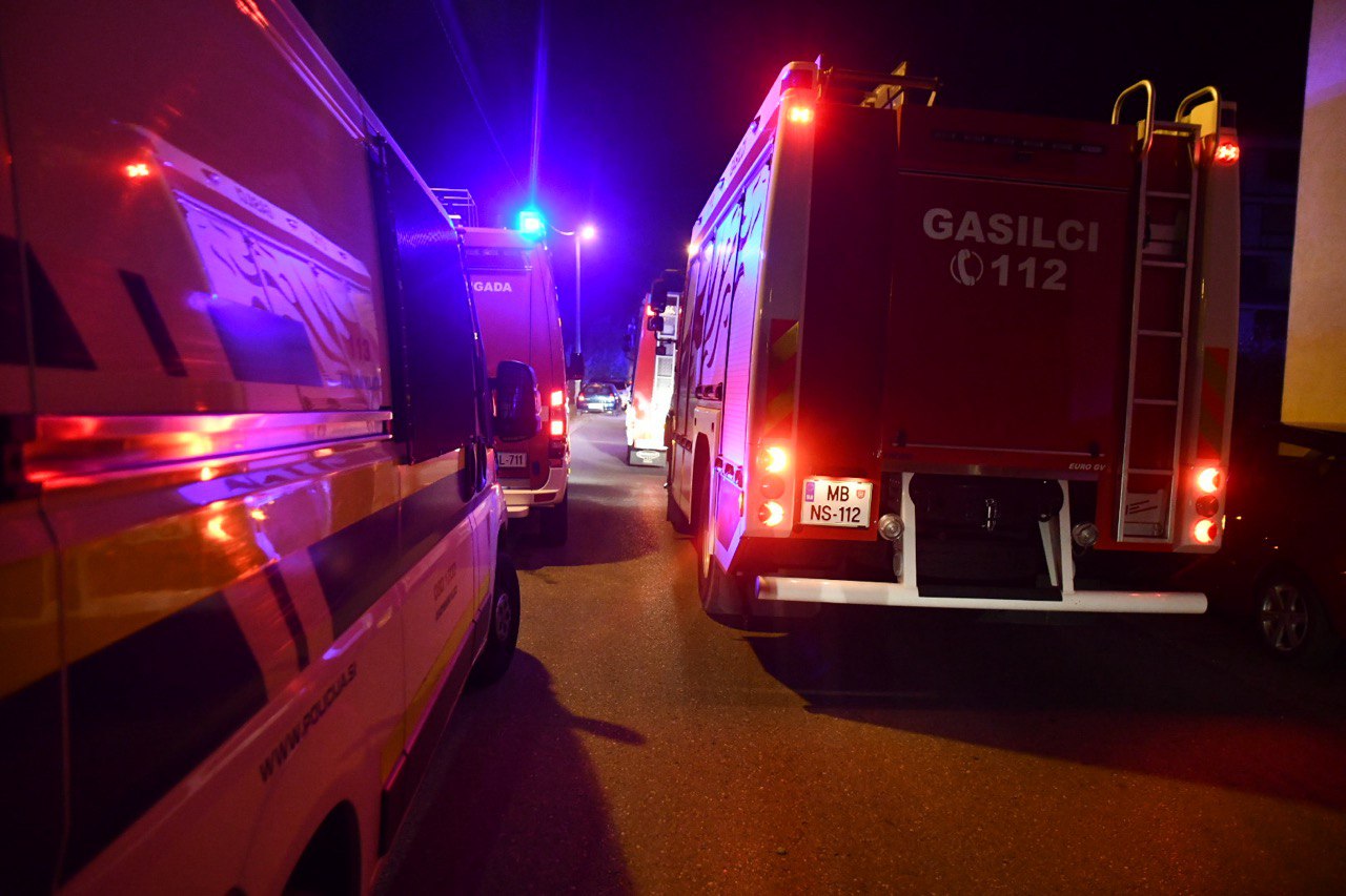 Gasilci na Štajerskem ponoči v boju z ognjem, škode za okoli 30.000 evrov