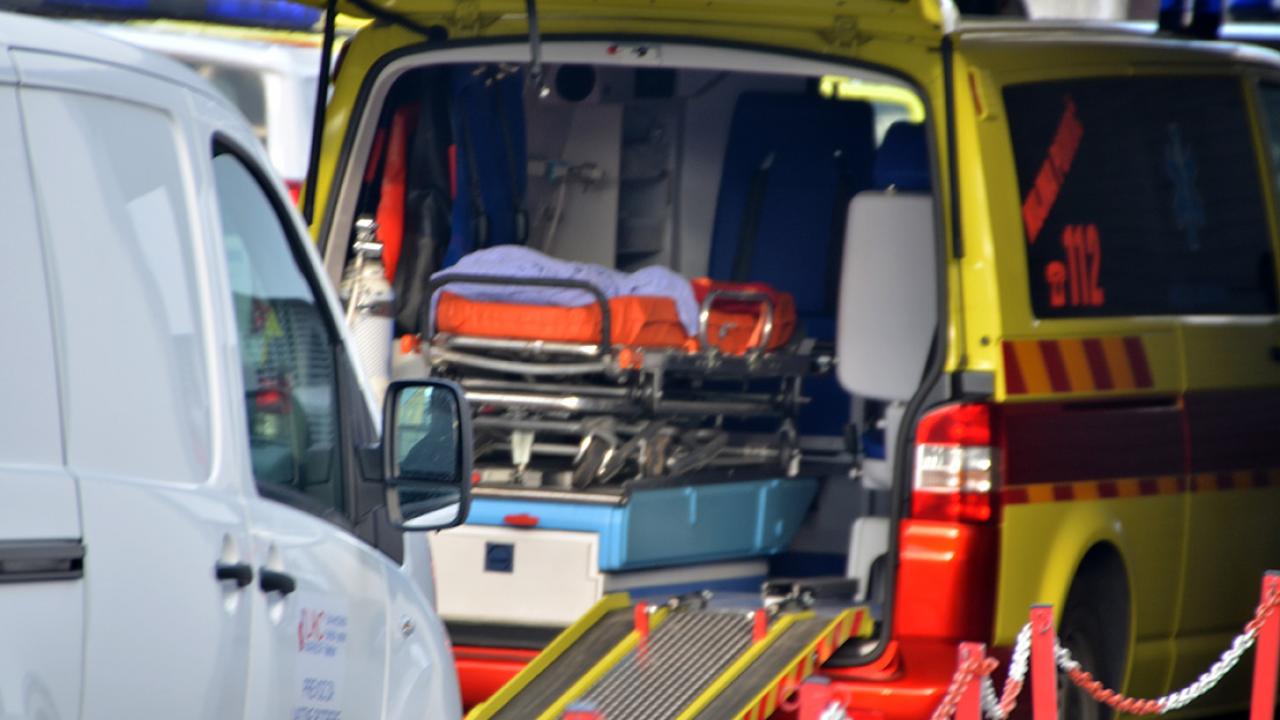 Tragično: 14-letna sopotnica umrla po prometni nesreči s skuterjem