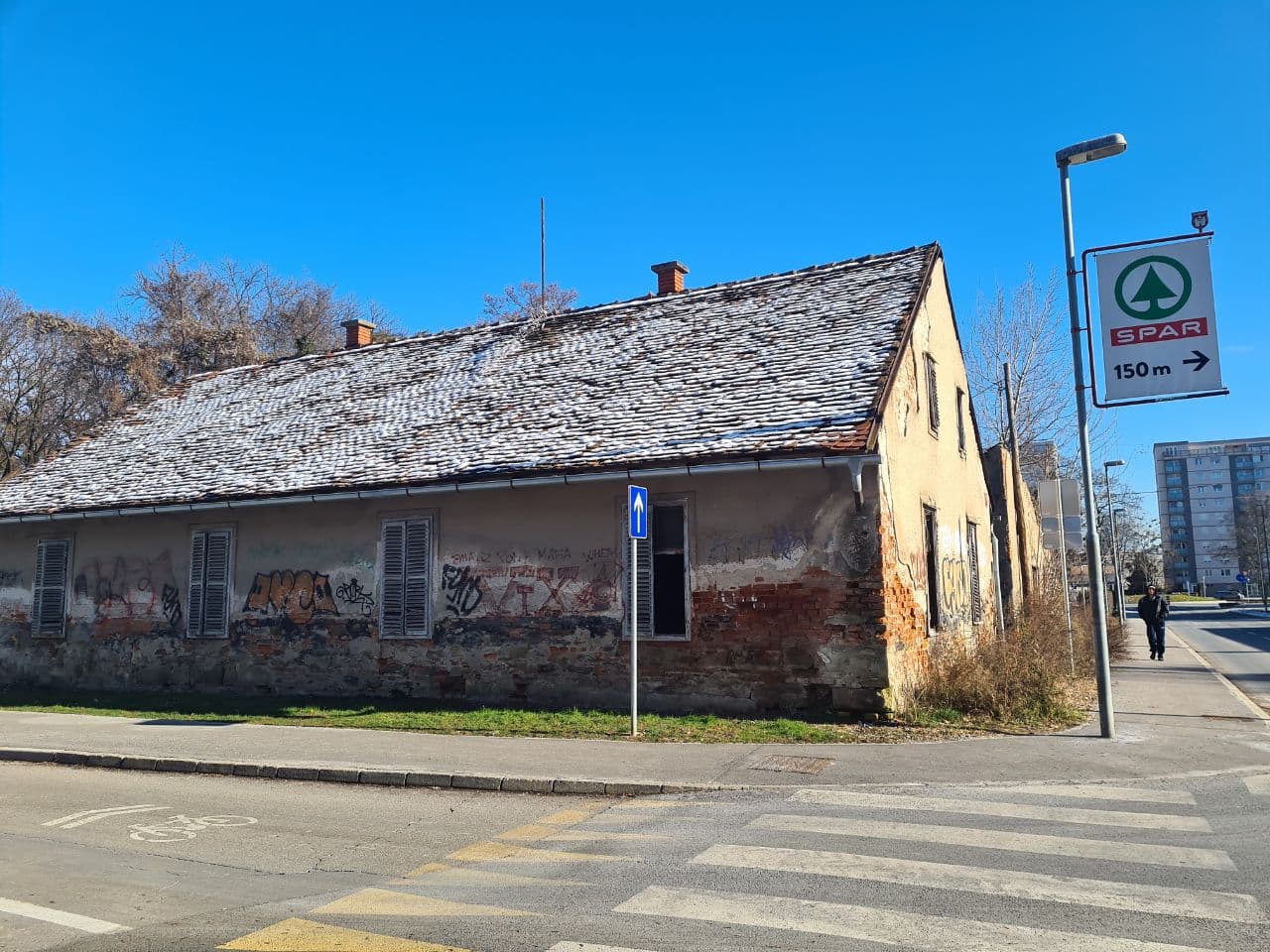 Mariborska občina se zavzema za odkup propadajočega objekta na Jezdarski