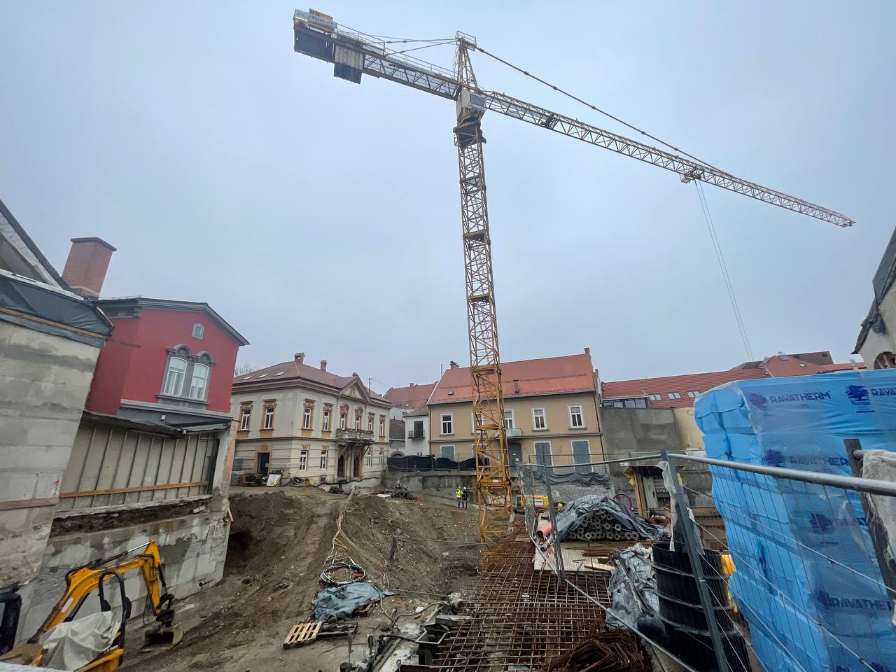 V območju z evrom zabeležili manjši obseg gradbenih del