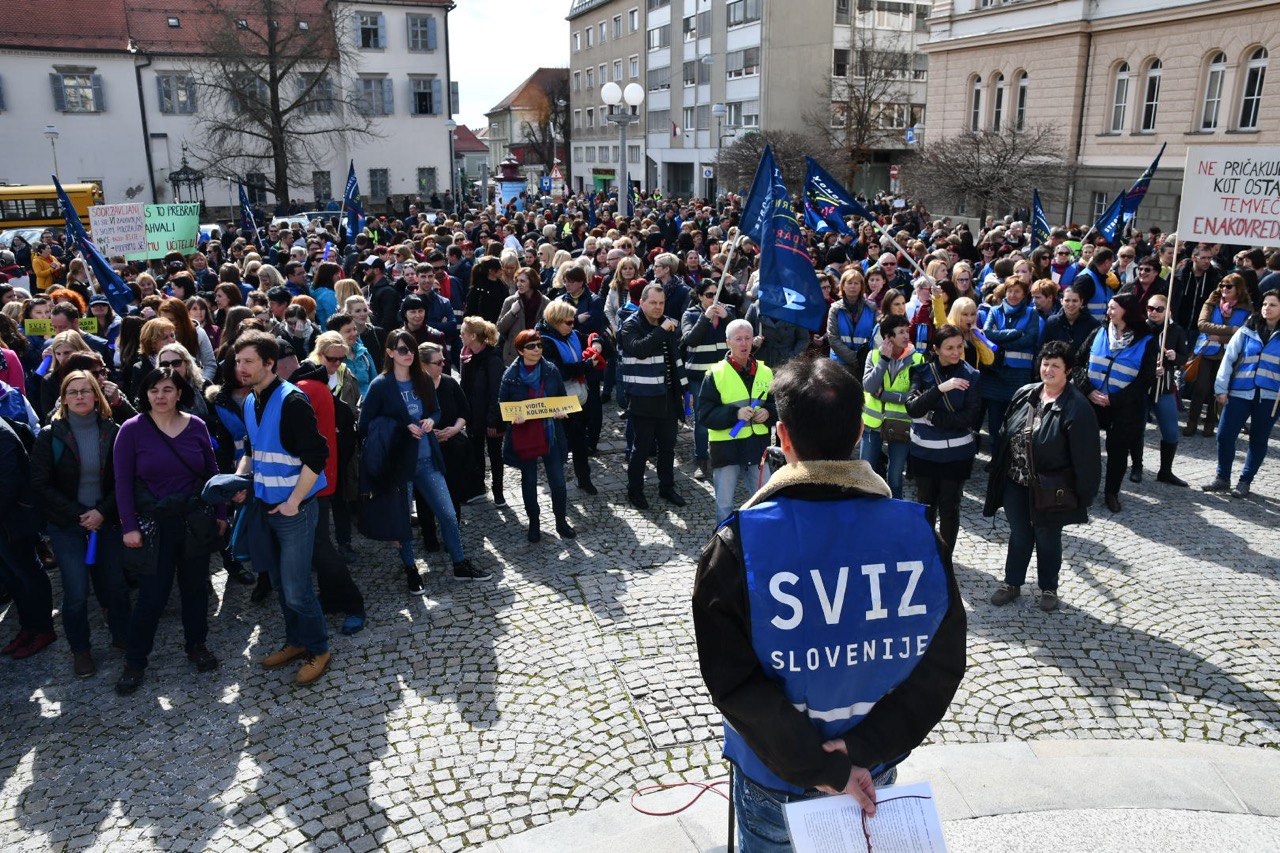 Na sredinem protestnem shodu v Svizu pričakujejo okrog 1500 ljudi