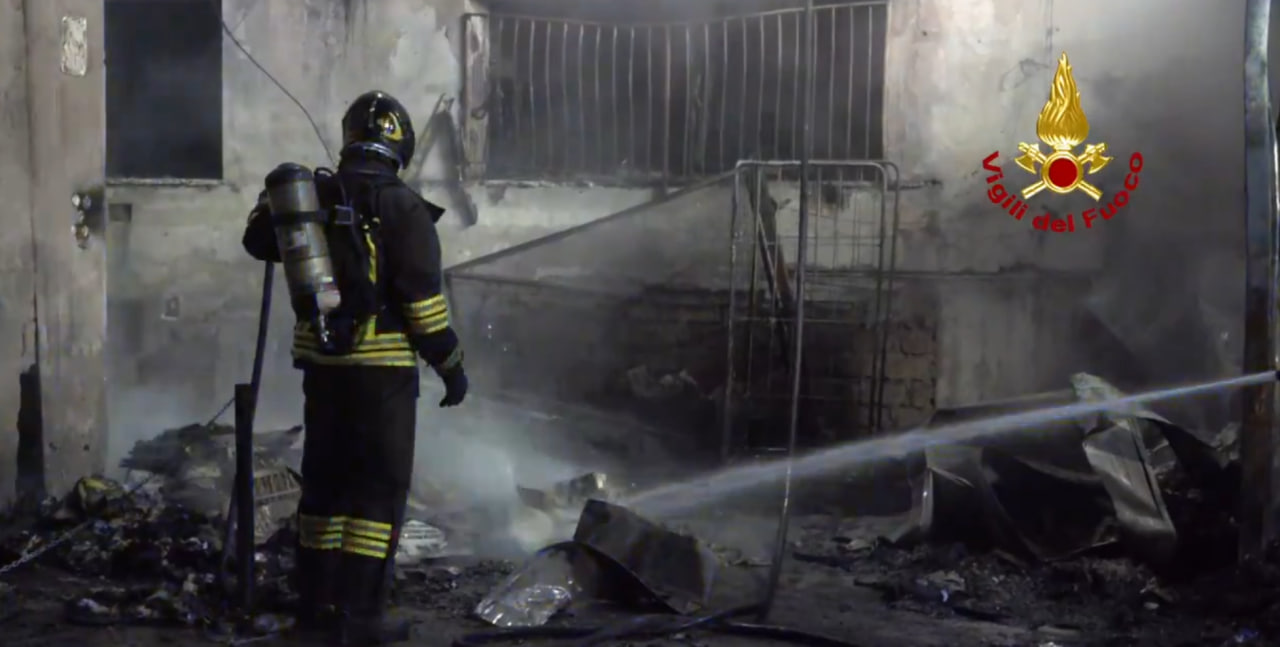 VIDEO: Grozljivo, v bolnišnici nenadoma izbruhnil požar in terjal več žrtev