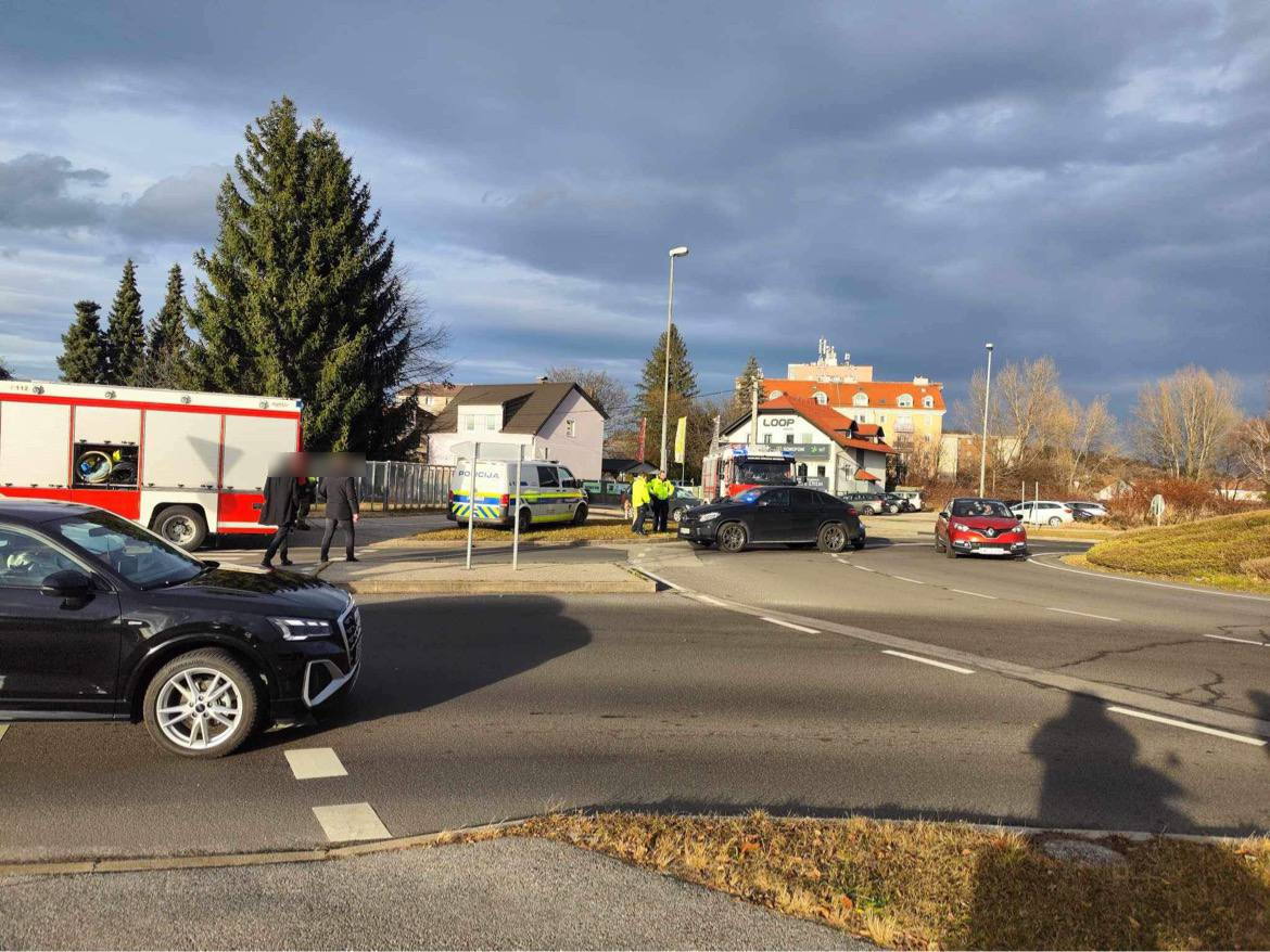 FOTO: Na Pobrežju danes počilo še drugič, promet je oviran