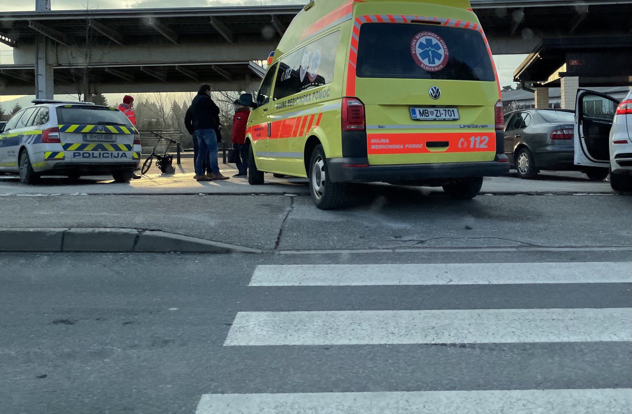 Na Taboru na prehodu zbil mladoletnico, s hudimi poškodbami odpeljana v UKC Maribor