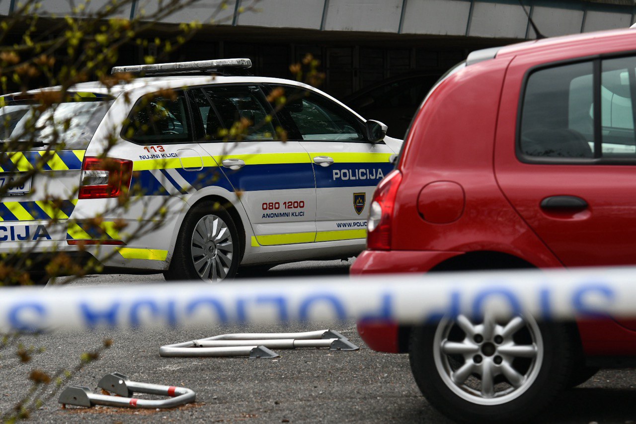 Po racijah ostaja v priporu šest preprodajalcev drog, takšna kazen jim grozi