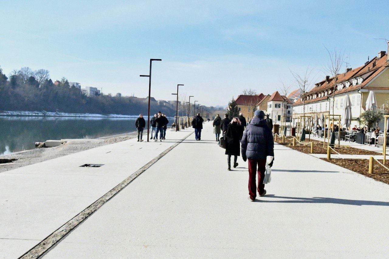 FOTO: Obnovitvena dela na Lentu tik pred zaključkom