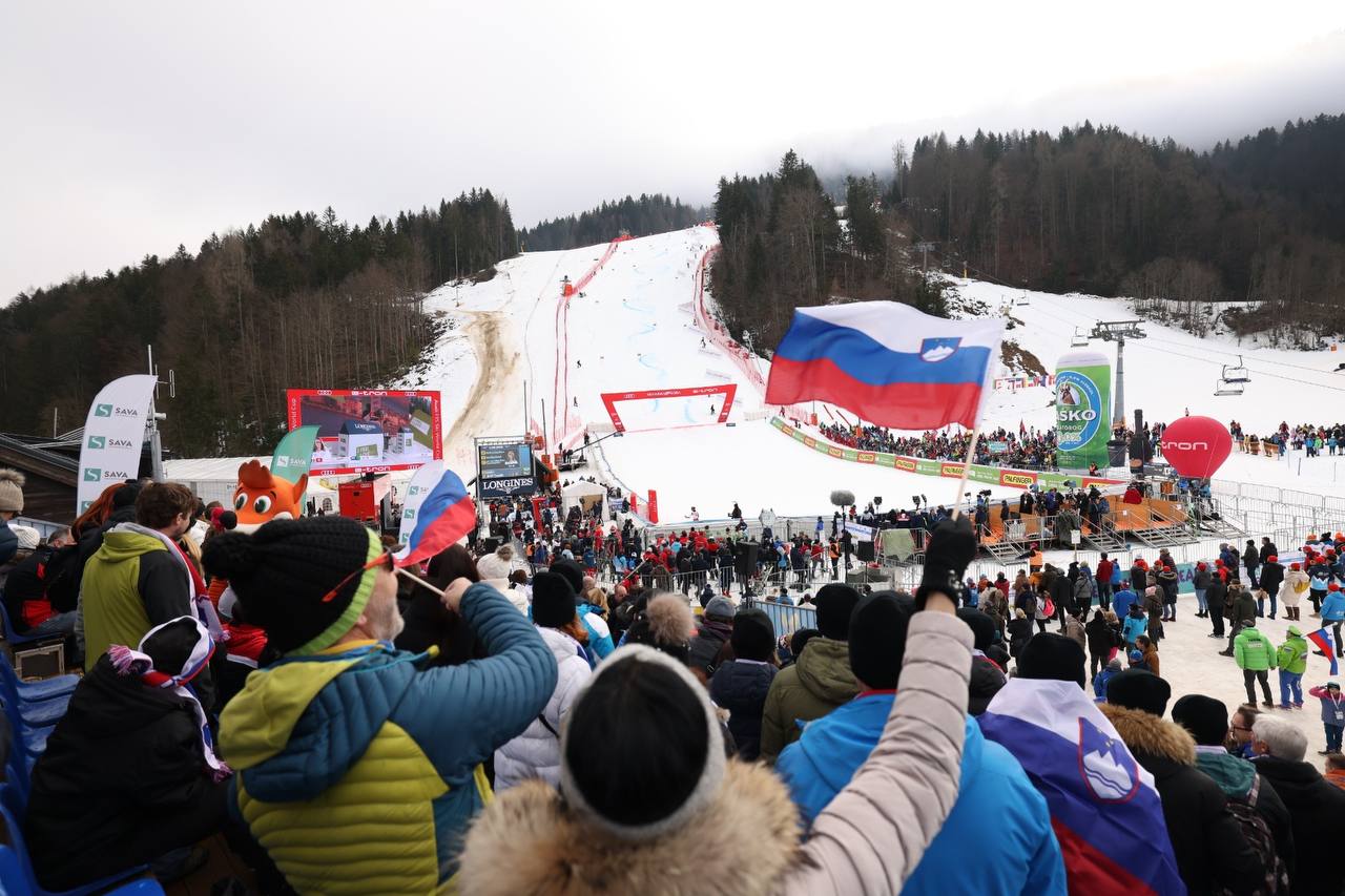 Rdeča luč za veleslalom v Krajnski gori