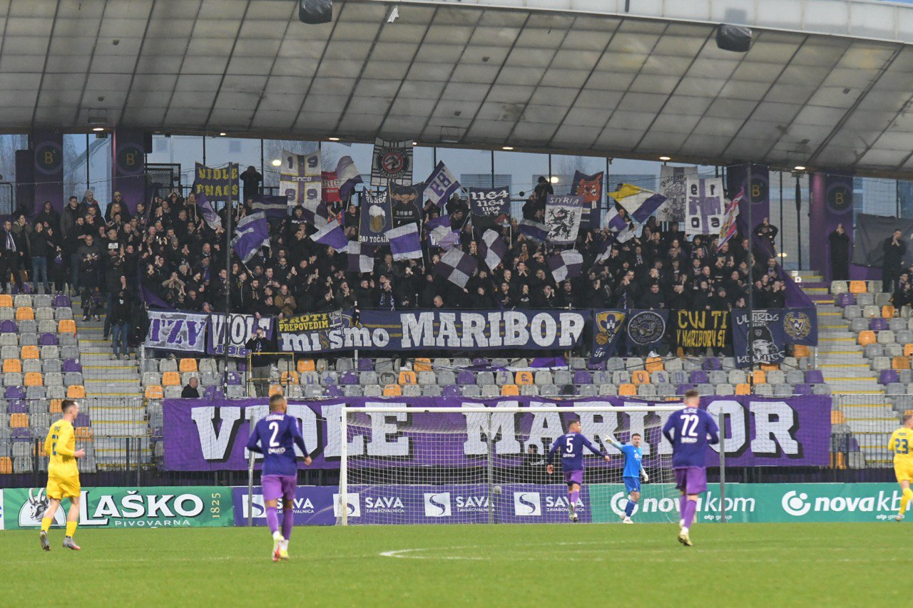 VIDEO: Drama v Mariboru se nadaljuje, to sporočajo nogometaši