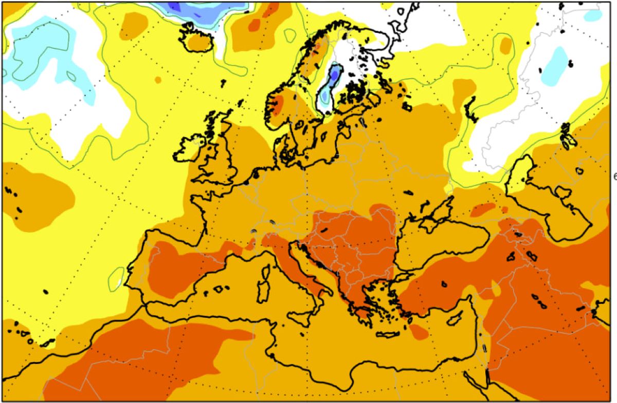 ECMWF kaže, da bo vreme nad velikim delom Evrope toplejše od običajnega. Najmočnejše anomalije in največje težnje vročinskih valov so nad osrednjimi in južnimi deli celine.