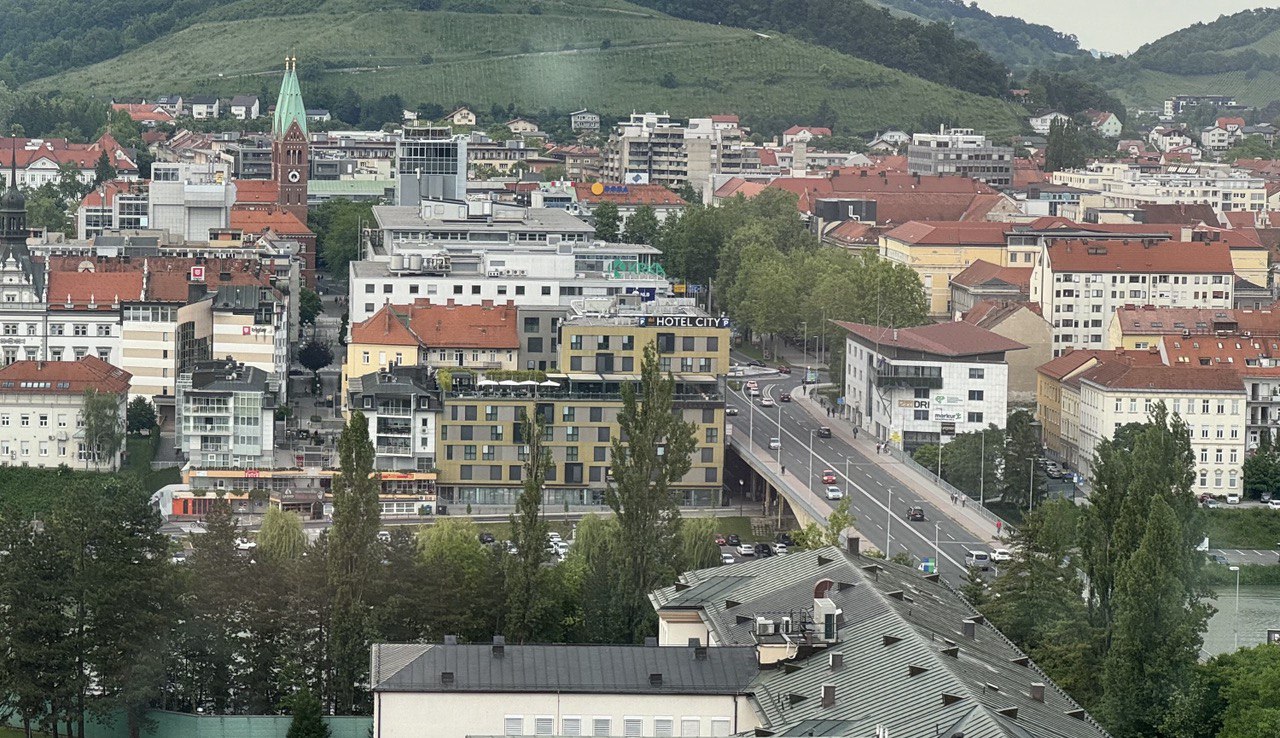 Takšno vreme meteorologi napovedujejo za danes in jutri