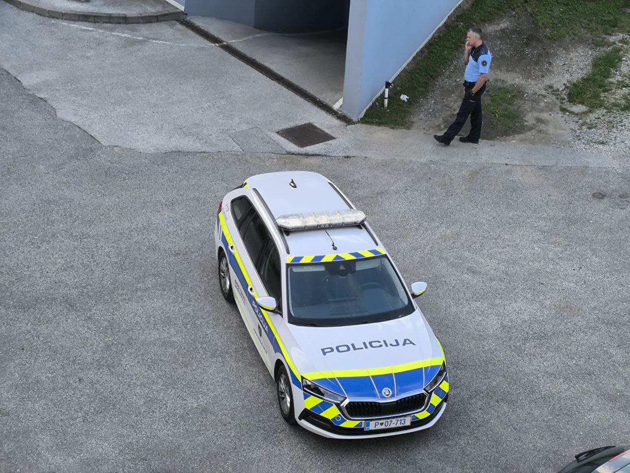 V okolici Maribora policisti odvzeli avtomobil vozniku, ta prekršek je storil