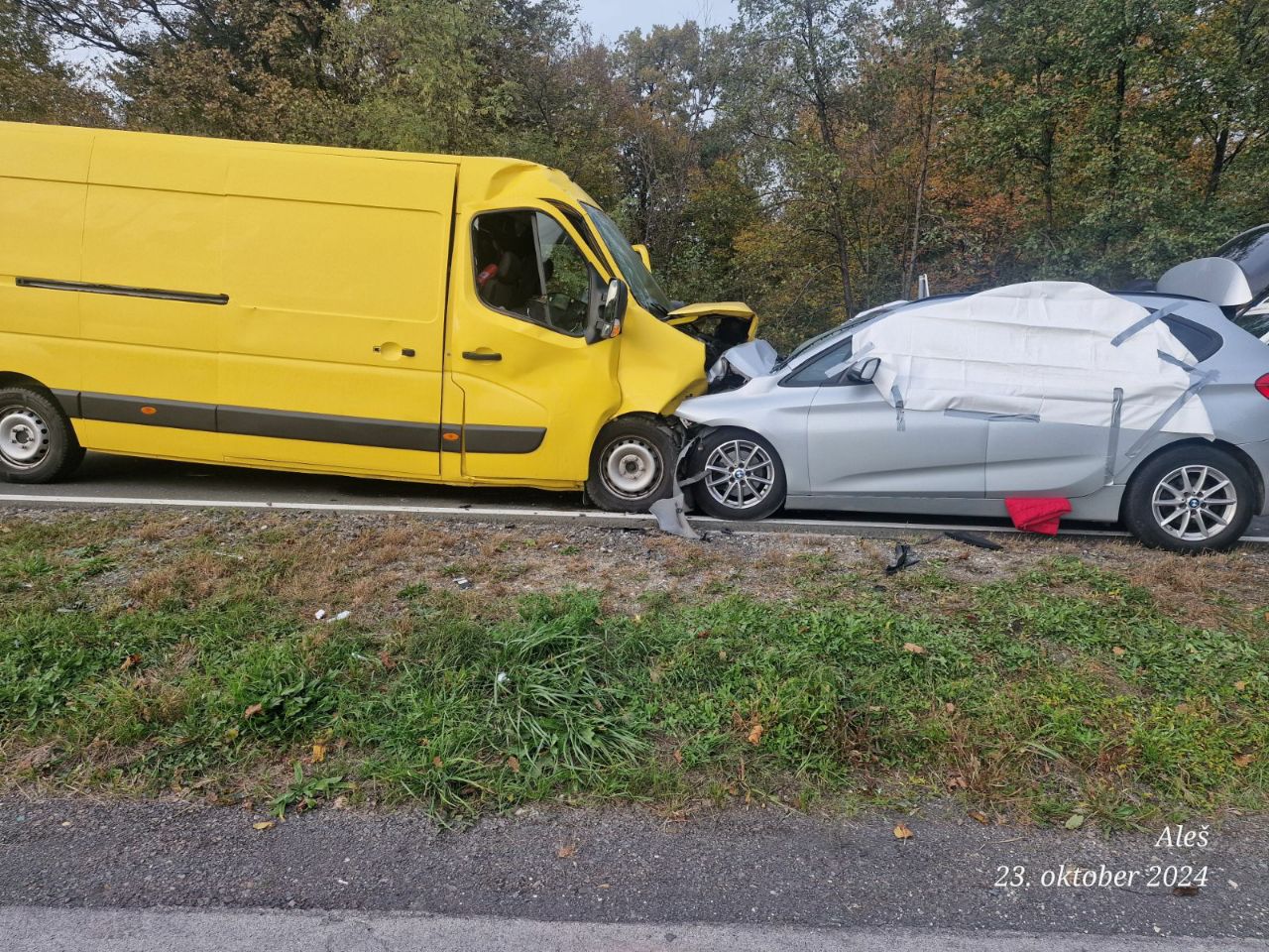 FOTO: V prometni nesreči v okolici Maribora življenje izgubili dve ženski