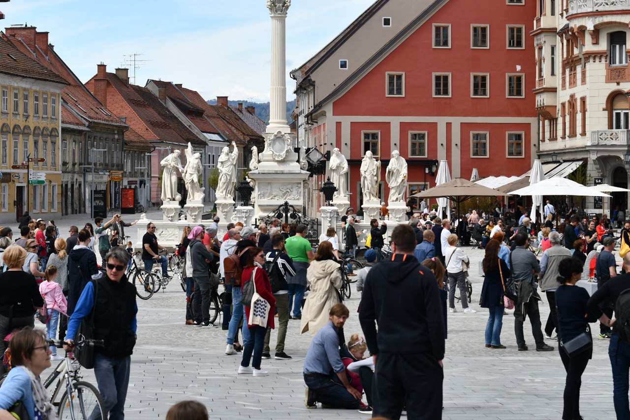 Skoraj polovica slovenskih moških je samskih: Zakaj?