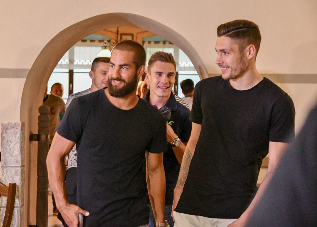 V življenjski nevarnosti: Zdravniki se borijo za Obradovićevo življenje