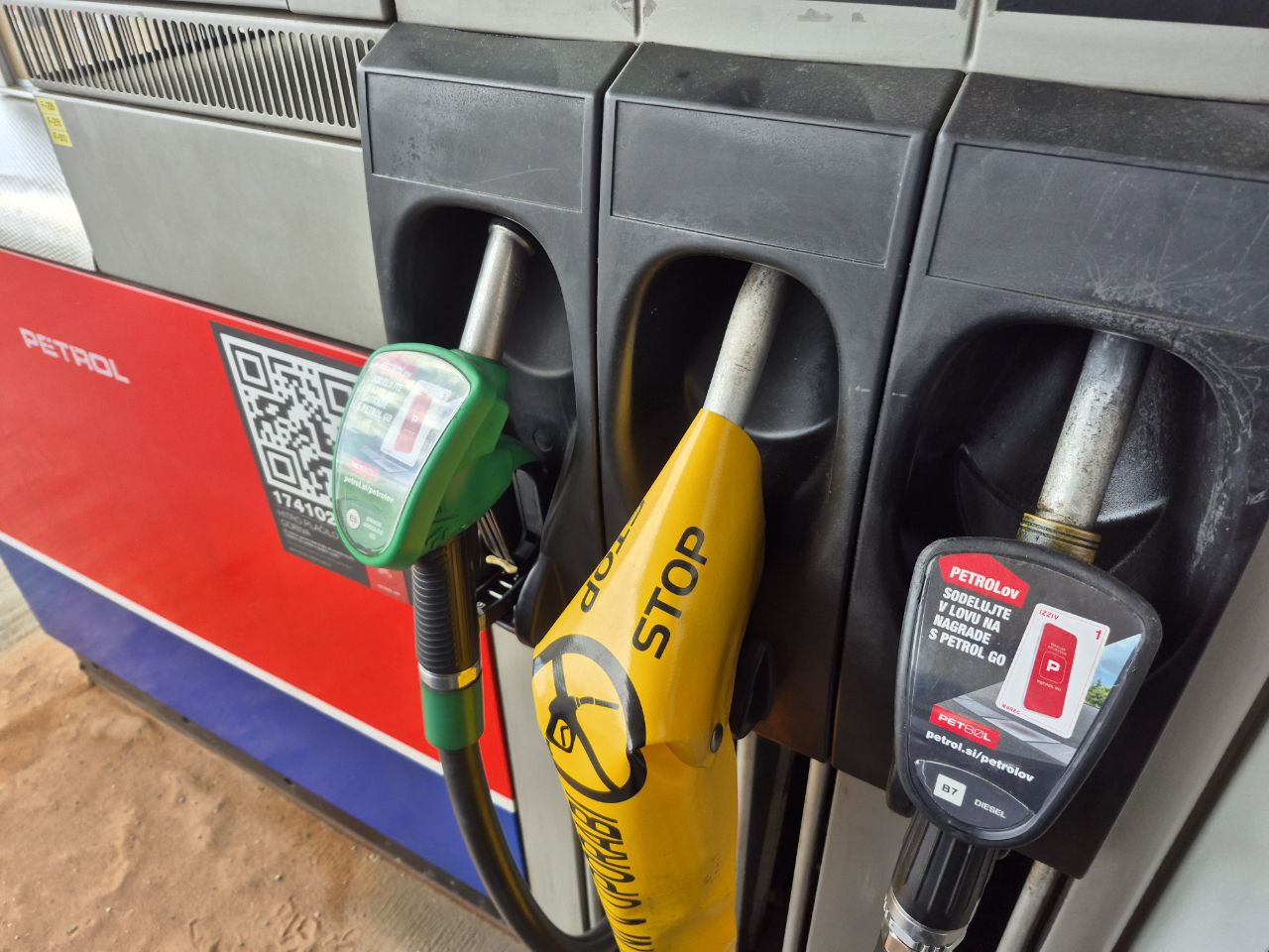 Petrol pojasnjuje, kaj se dogaja s pomanjkanjem goriva in olja na njihovih črpalkah