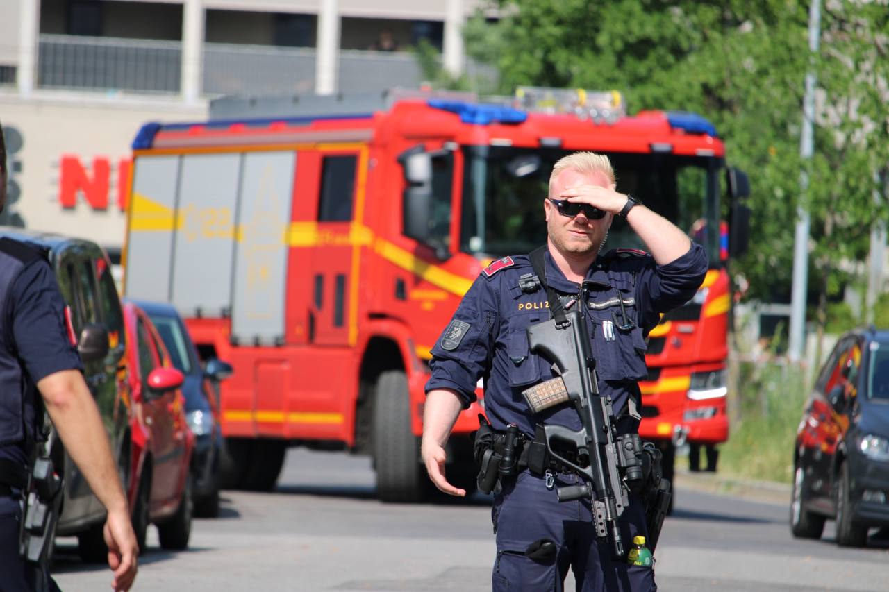 Morilec materi pred pokolom poslal posnetek, ki jo je močno prestrašil