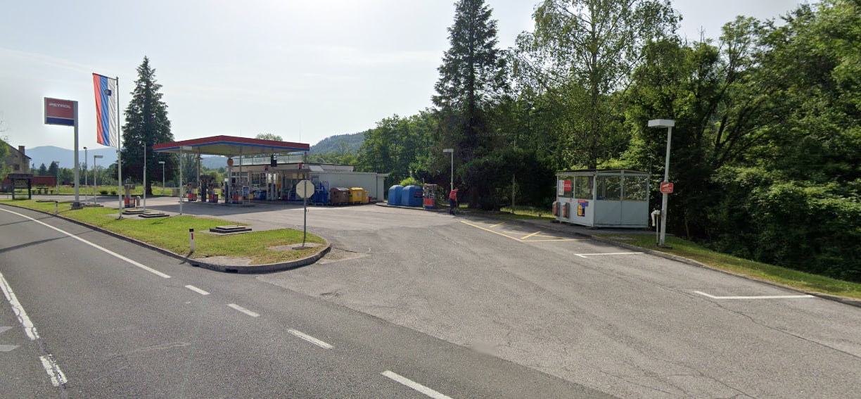 Petrol kljub pritiskom ministrstva vztraja: Prodajna mesta ostajajo zaprta
