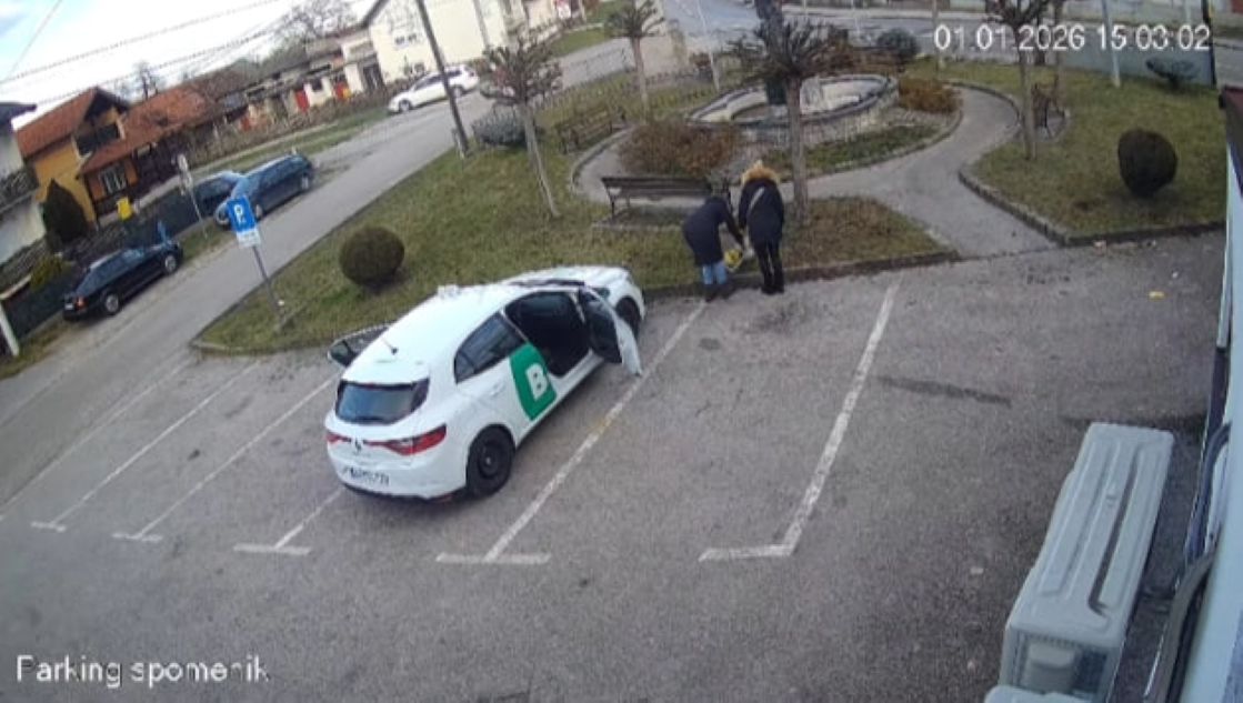 V vrečki v bližini gasilskega doma zapustili pasje mladičke, v hudem mrazu vsi poginili