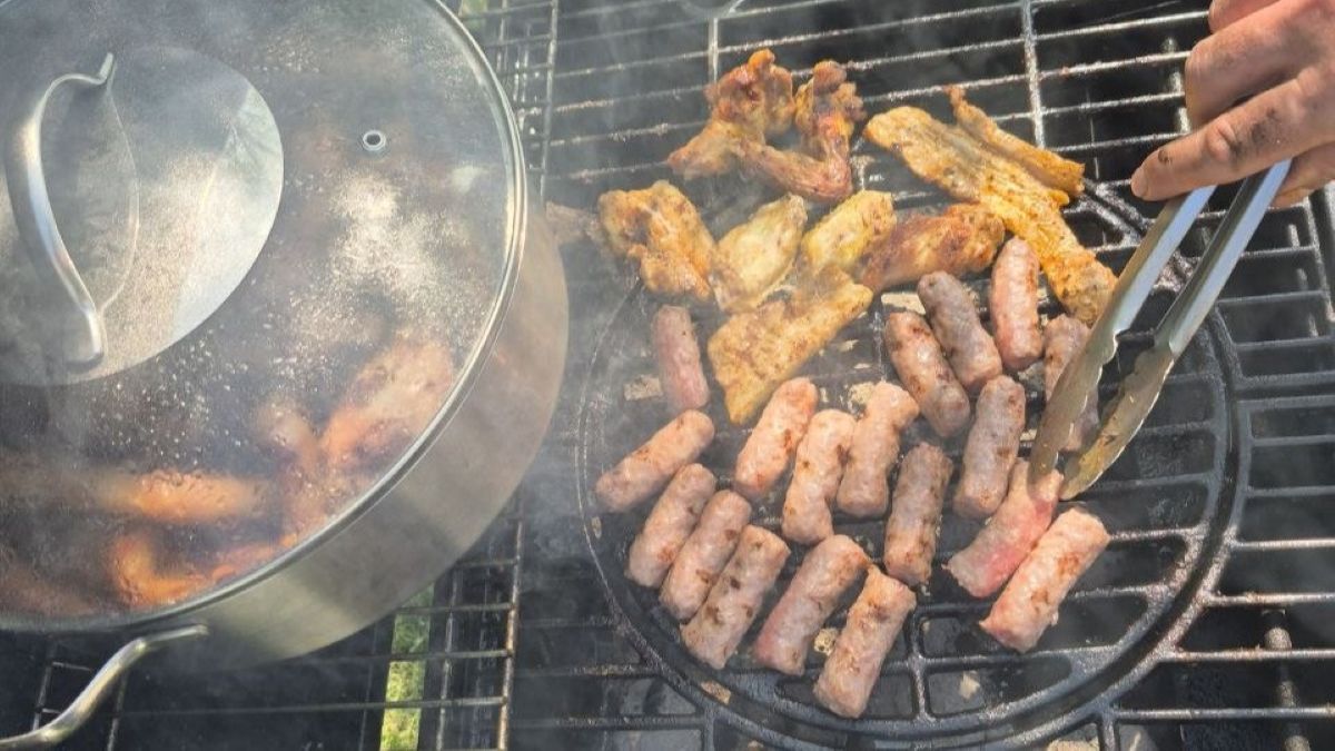 Napaka, ki jo po peki na žaru naredi skoraj vsak: Ne zavedamo se, kako nevarno je