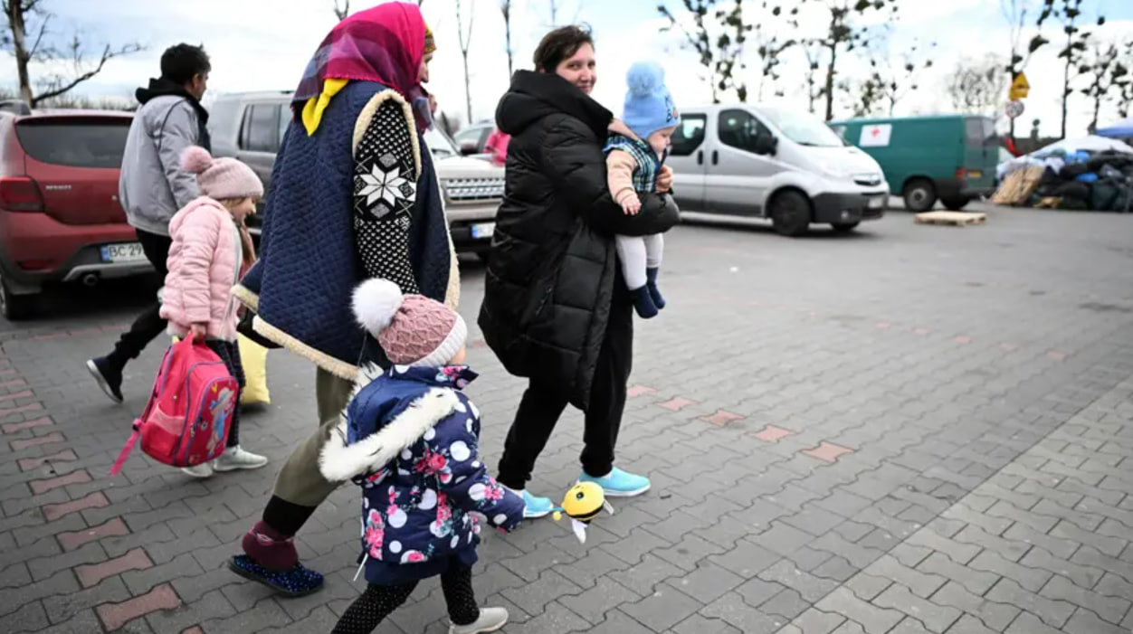 V Slovenijo še vedno prihaja vedno več Ukrajincev: Koliko pa jih je pri nas dejansko zaposlenih?