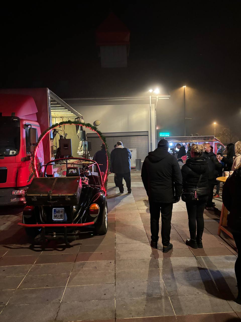 FOTO: Tradicionalno martinovanje v Pernici navdušilo z novostmi in starimi navadami