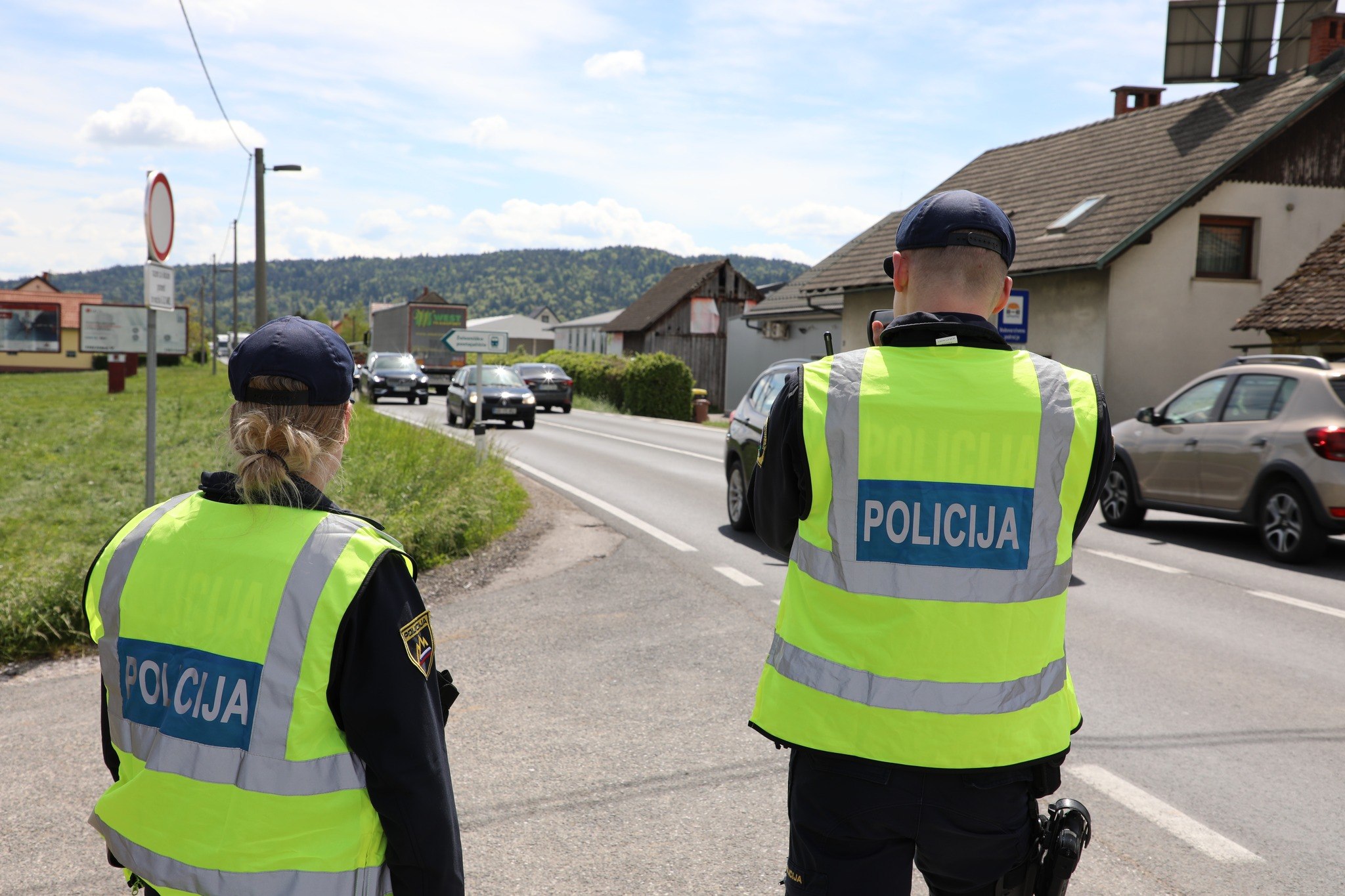 Jutri boste na cesti srečali več policistov: To je razlog