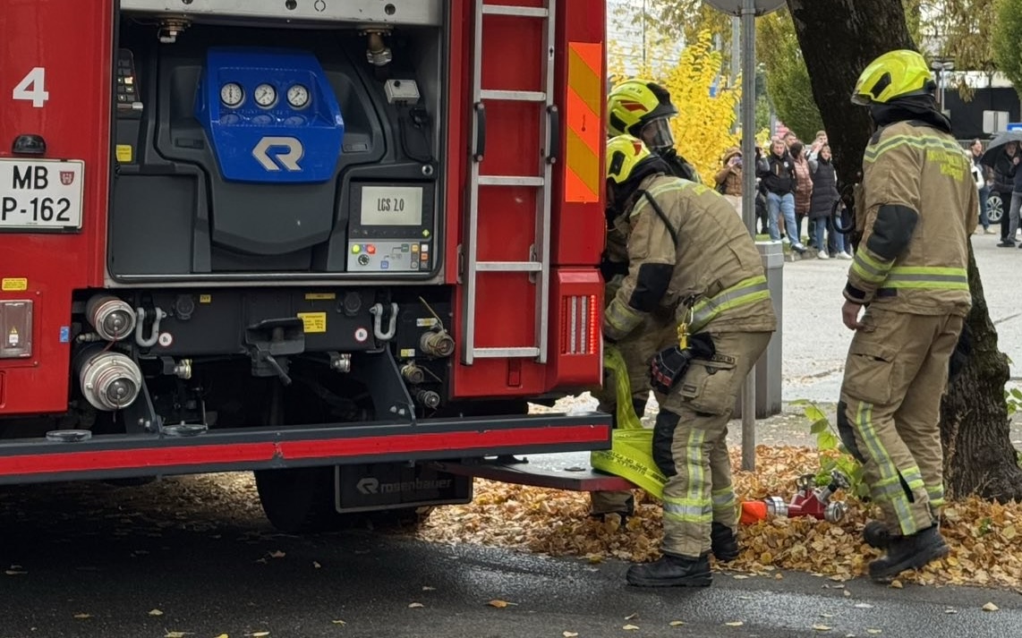 Tragedija v bližini Maribora: Kljub hitremu posredovanju gasilcev oseba ni preživela