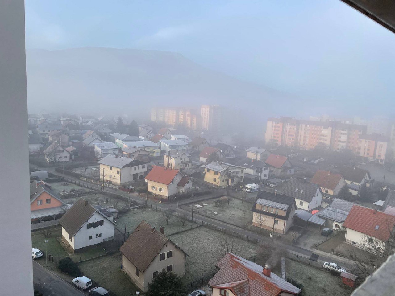 Meteorologi napovedujejo preobrat: Po rekordnem mrazu še dež in sneg, kje bo padlo največ padavin?