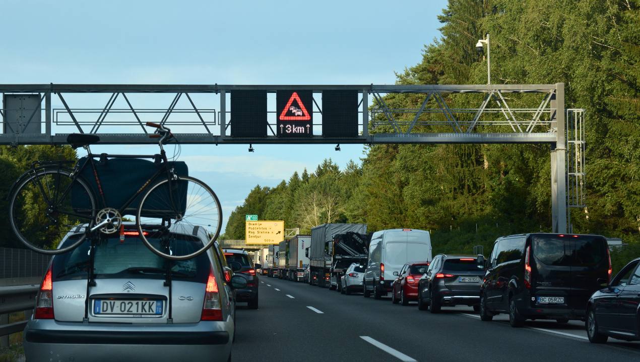 Števec zastojev: Koliko časa nam vzame pot med Mariborom in Ljubljano? (22.7.)