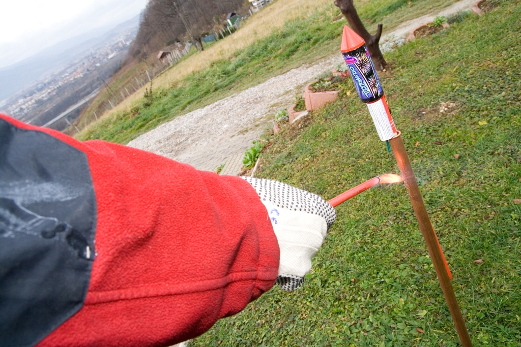 Izstreljevanje raket s smerno leseno palico je najbolj nepredvidljivo