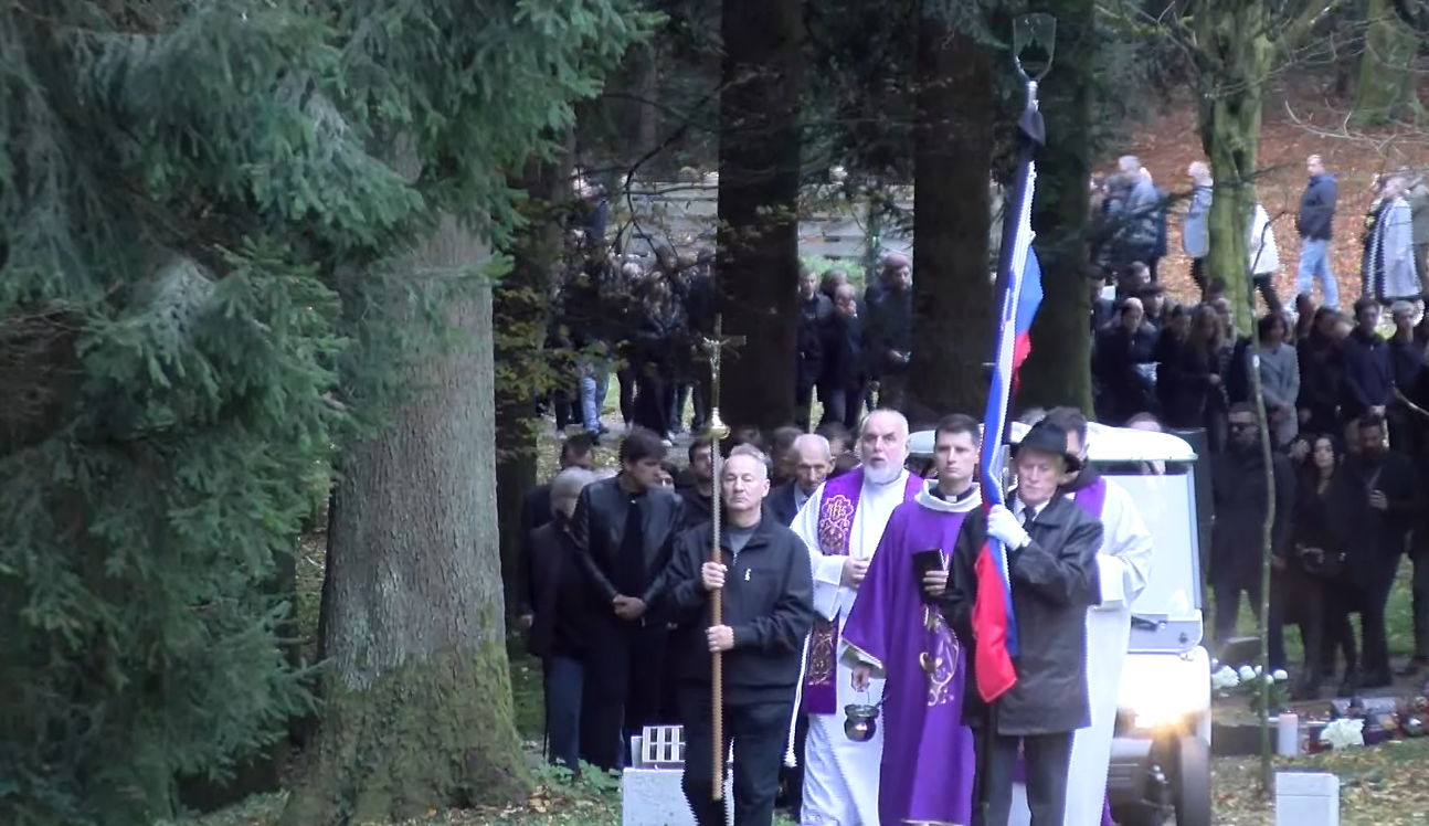 Ganljivo zadnje slovo od Aleša Šutarja v Novem mestu (VIDEO)