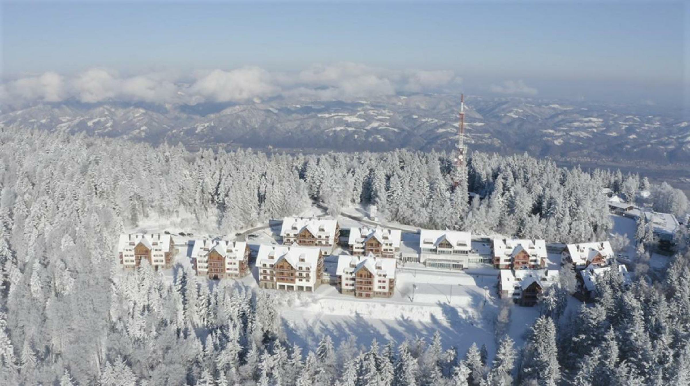 DNEVNA: Ste že odkrili Pohorje Village Wellbeing Resort, idilično alpsko vasico tik ob smučišču?