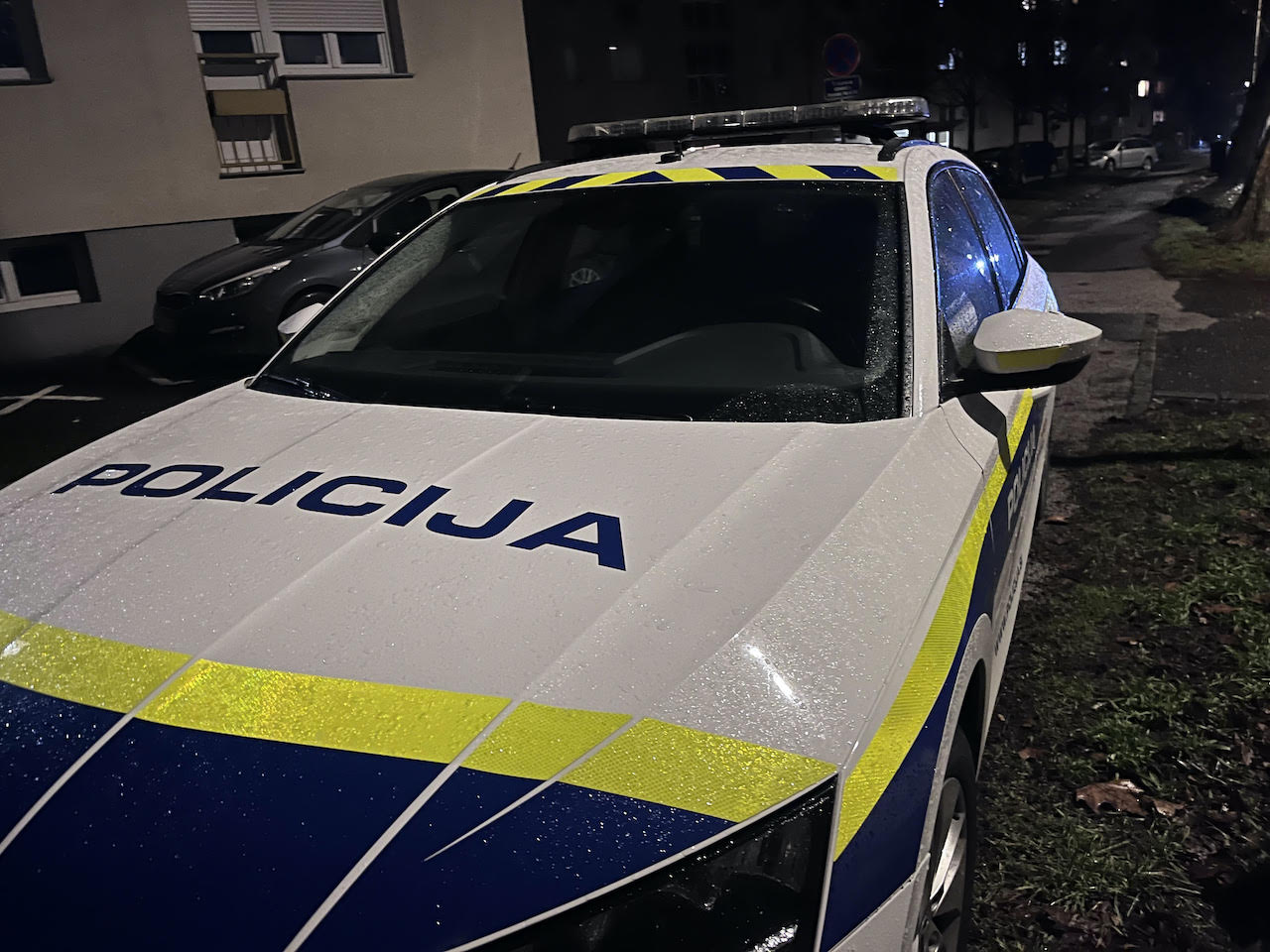 Pretep v Mariboru: 23-letnik utrpel hude telesne poškodbe