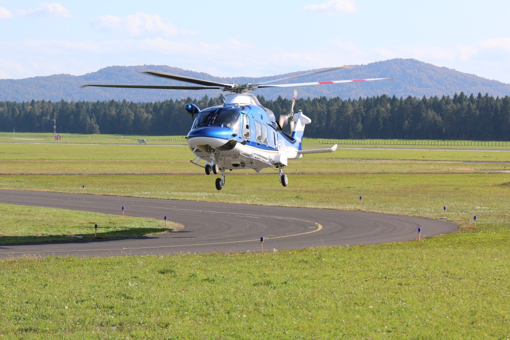 Ali Slovenija tvega zlato uro reševanja z izbiro večnamenskih helikopterjev?