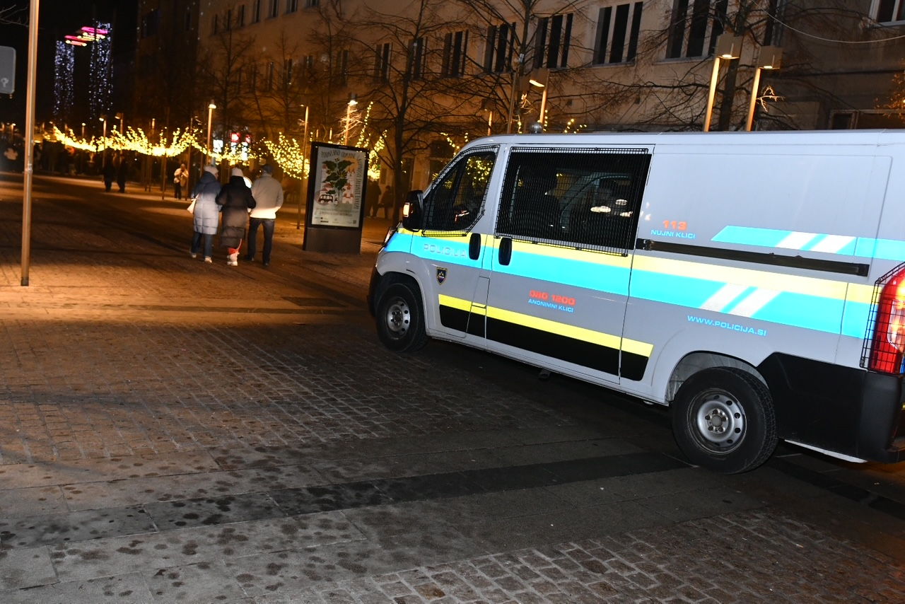 V Mariboru ostal brez modrega Audija