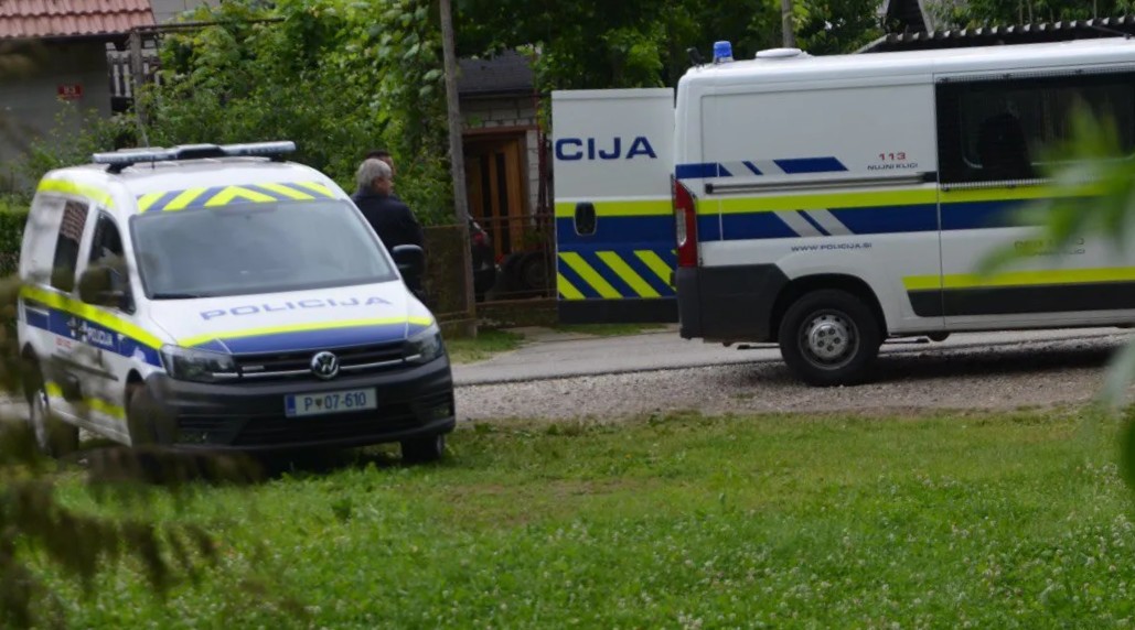 Zaradi suma zlorabe položaja in korupcije izvedli kar 40 hišnih preiskav po celi Sloveniji